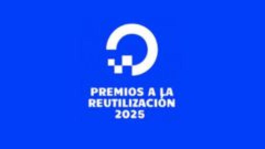 Premios a la Reutilización 2025, sobre fondo azul