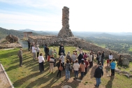 Imagen de una visita al Castillo de Aracena