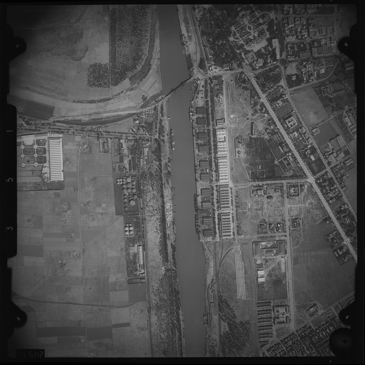 rio guadalquivir 1944084