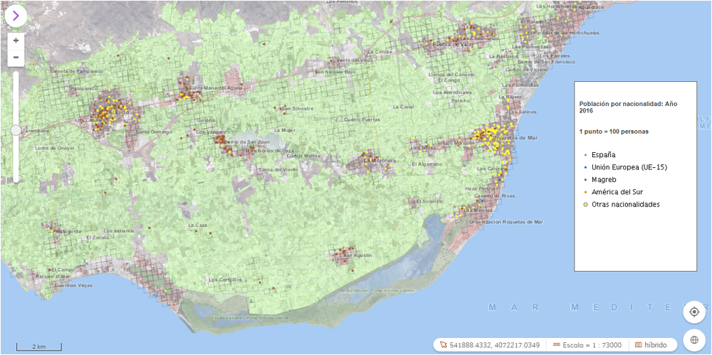 Visualizador cartográfico con la distribución de la población por nacionalidad centrado en el municipio de Roquetas de Mar