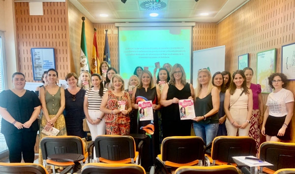 Una veintena de municipios de Jaén se suman a la campaña contra la violencia sexual de la Junta