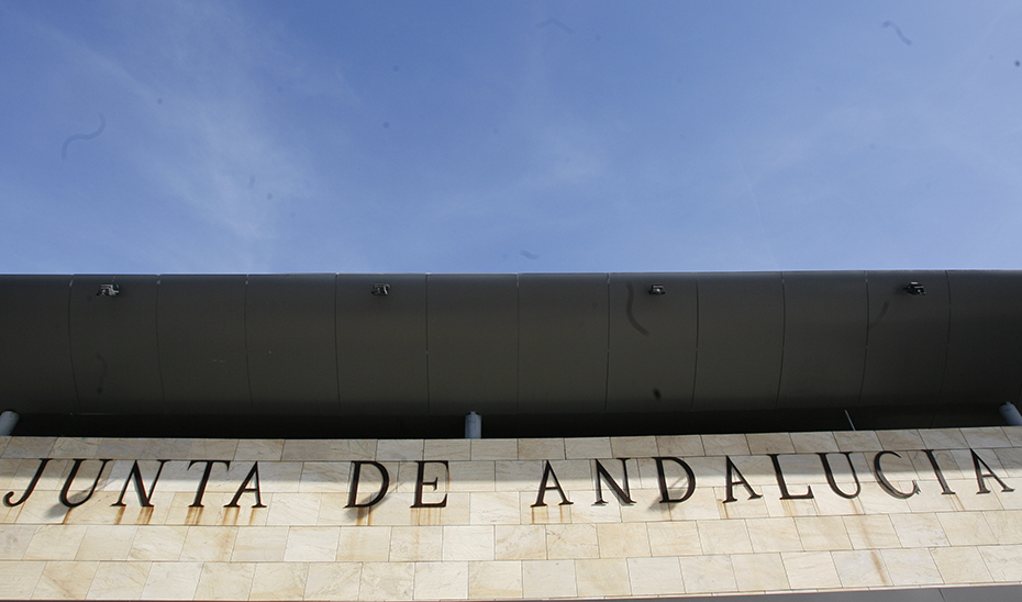 Entre mayo y noviembre se han realizado 50 exámenes de procesos selectivos en Andalucía.
