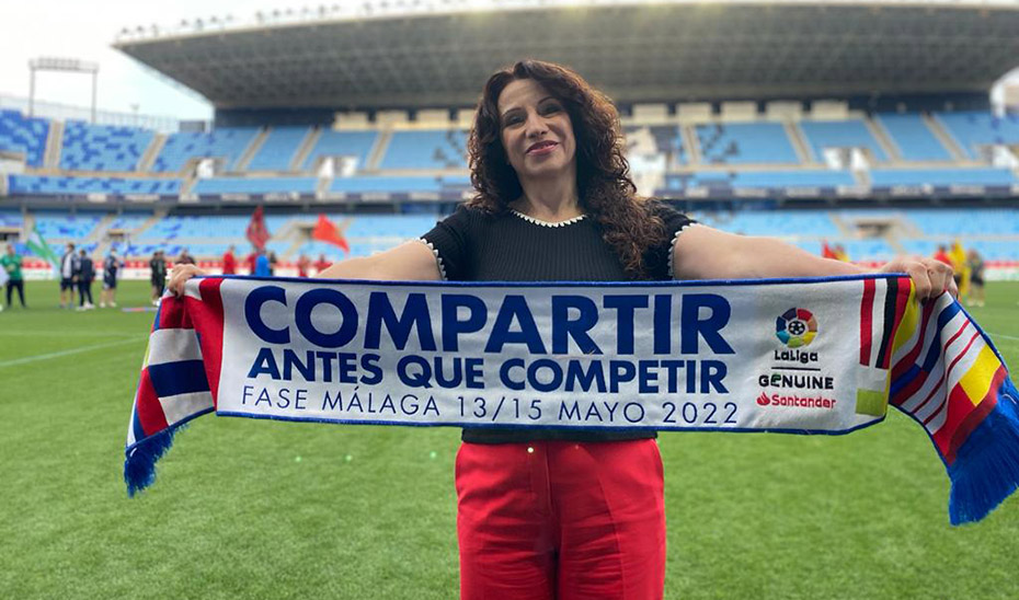 Rocío Ruiz asistió a la apertura de la sede de LaLiga Genuine Santander en Málaga.