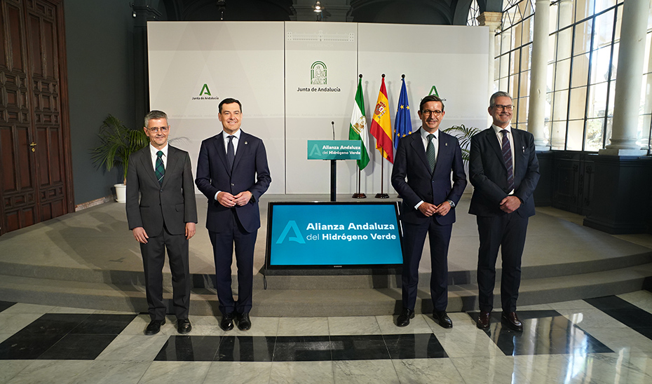 Moreno señala que Andalucía tiene recursos, innovación y determinación para ser referente mundial en producción de hidrógeno verde