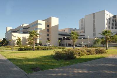 Vista exterior del hospital Reina Sofia
