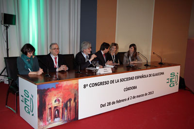 En el centro, el presidente de la Sociedad Española de Glaucoma, Alfredo Mannelli