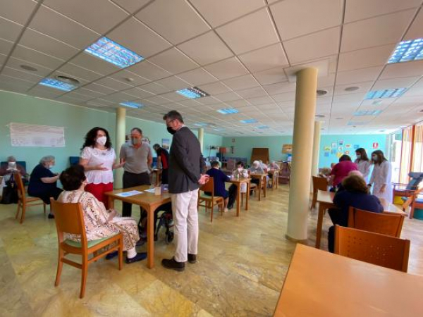 La ocupación de los centros de día para personas en situación de dependencia en Andalucía recupera el nivel prepandemia