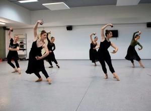 Clases de danza española (fotografía: Ro Menéndez)
