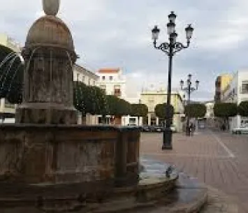 PLAZA DE LA cONSTITUCÓN