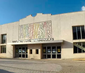 Teatro Municipal Maestro José Toro Doblas