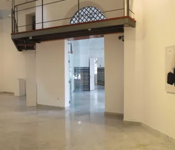 Interior de una sala de exposiciones