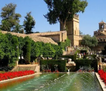 alcazar-reyes-cristianos-cordoba.jpg