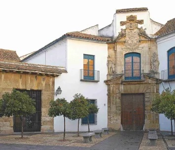 viana.jpg