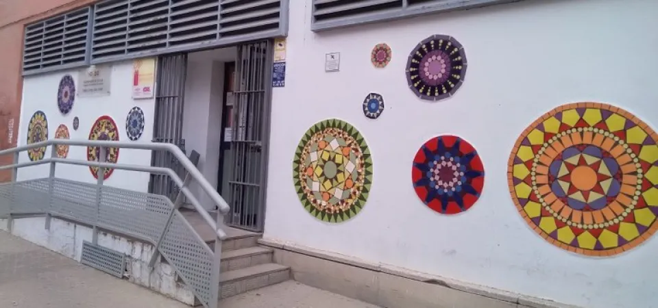 Fachada del centro cívico