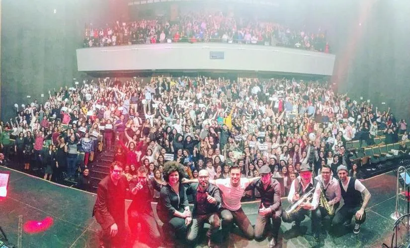 auditoriolalinea.jpg