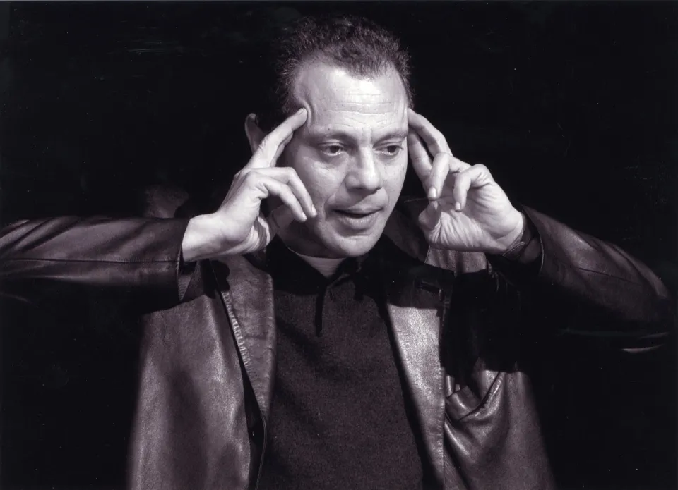 l. pasqual foto de luis castilla.jpg