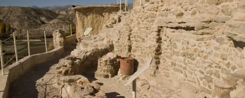 Terraza intermedia del yacimiento de Castellón Alto (fotografía de José Manuel Guillén)