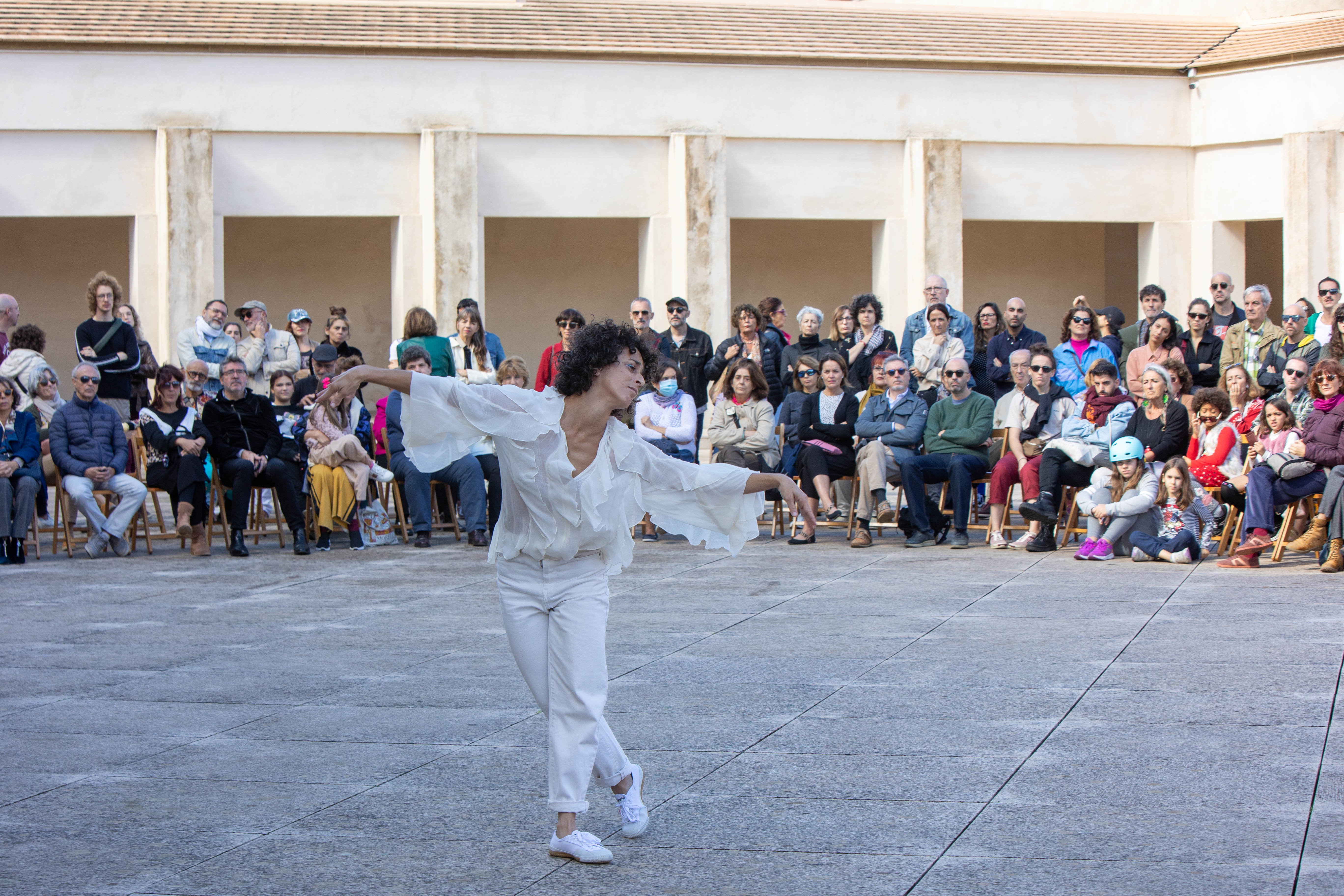 Imagen del espectáculo - Danzas Blancas, variación #1 (forma...