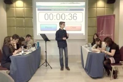 Debate (Debate 1.JPG)