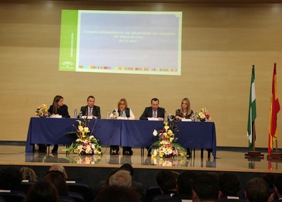 Adelaida de la Calle presentando el II Plan Estratégico de Igualdad de Género en la Educación 