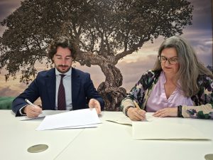 Firma convenio con CICAP