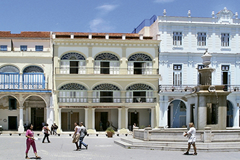 Enlace a Inauguración de viviendas rehabilitadas en San Ignacio 360 Plaza Vieja de La Habana [Cuba]