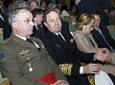 En el Teatro de la Maestranza también se dieron cita las máximas autoridades militares en la región.