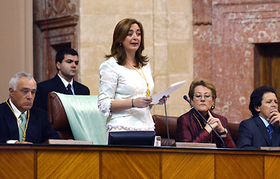 La presidenta del Parlamento de Andalucía, María del Mar Moreno, durante su discurso en el pleno institucional extraordinario celebrado con motivo del 28-F.