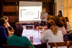 Medio centenar de periodistas de Cádiz reciben formación para incluir la perspectiva de género en el tratamiento de la información