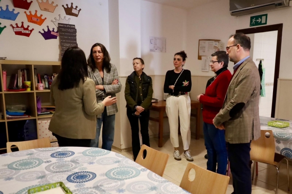 La Junta destina 4M€ a 85 proyectos para atender a 4.000 mujeres vulnerables ante la violencia de género