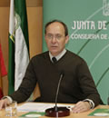 El consejero de Medio Ambiente, José Juan Díaz Trillo, en la XII reunión del Comité Andaluz de Reservas de la Biosfera.