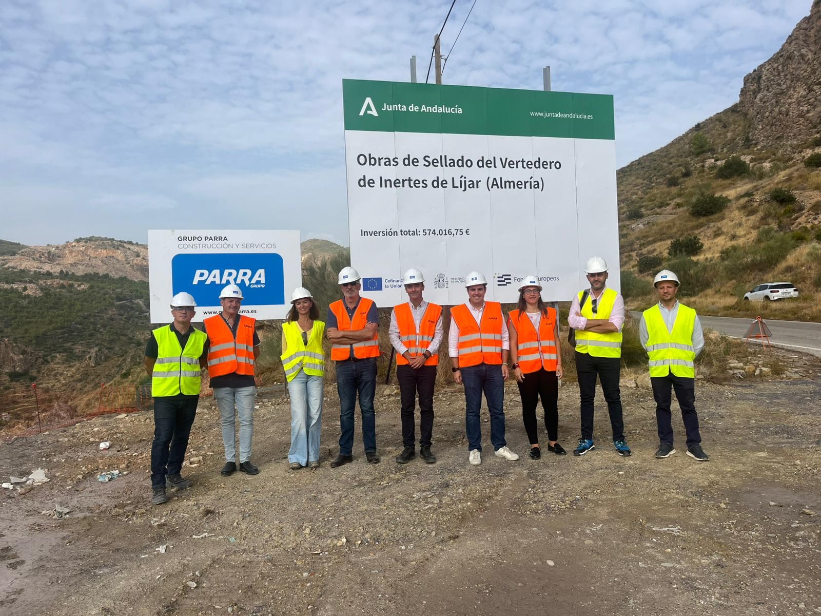 Visita las obras de sellado del vertedero