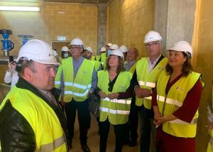 Carmen Crespo visita en Huércal de Almería las obras de abastecimiento del Bajo Andarax