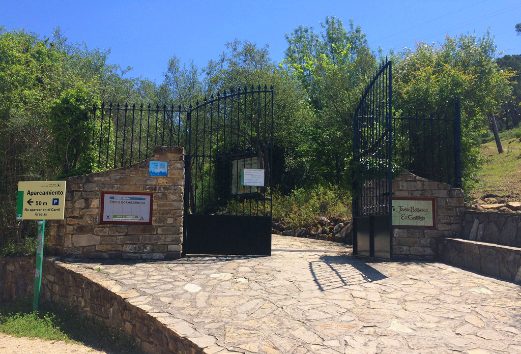 Abrir ficha de la imagen. Jardín Botánico 'El Castillejo': Entrada al Jardín
