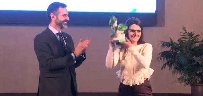 Entrega de premio al proyecto Rugu-lopteryx_María Altamirano Jeschke.