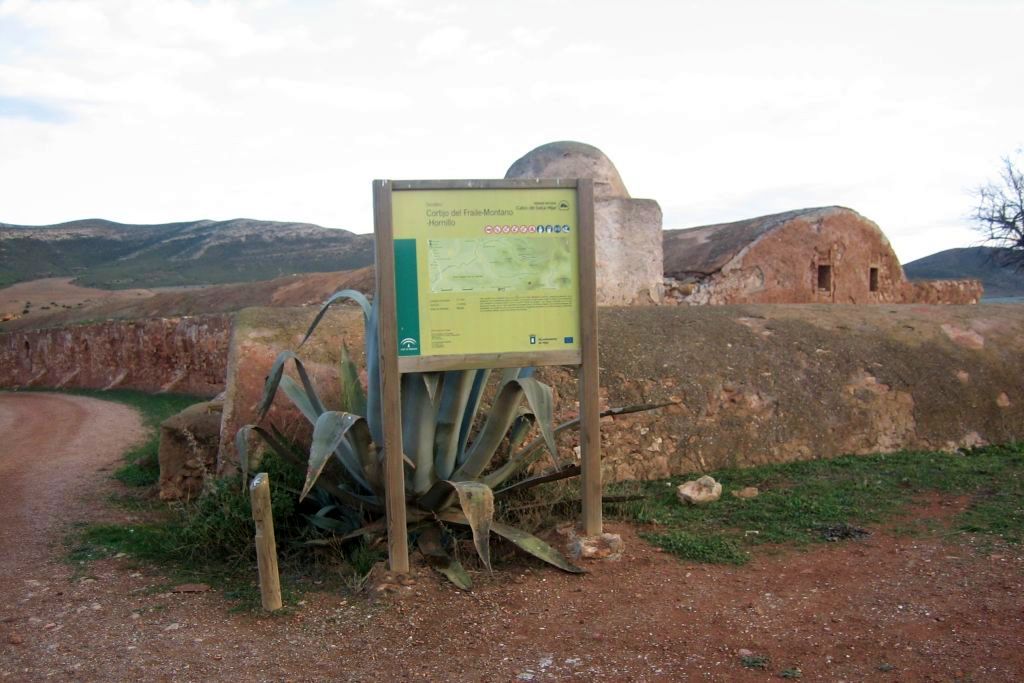 CORTIJO DEL FRAILE - MONTANO - HORNILLO