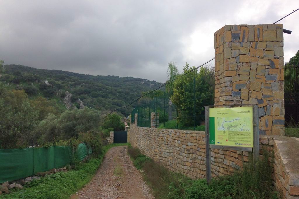 Sendero señalizado Río Hozgarganta