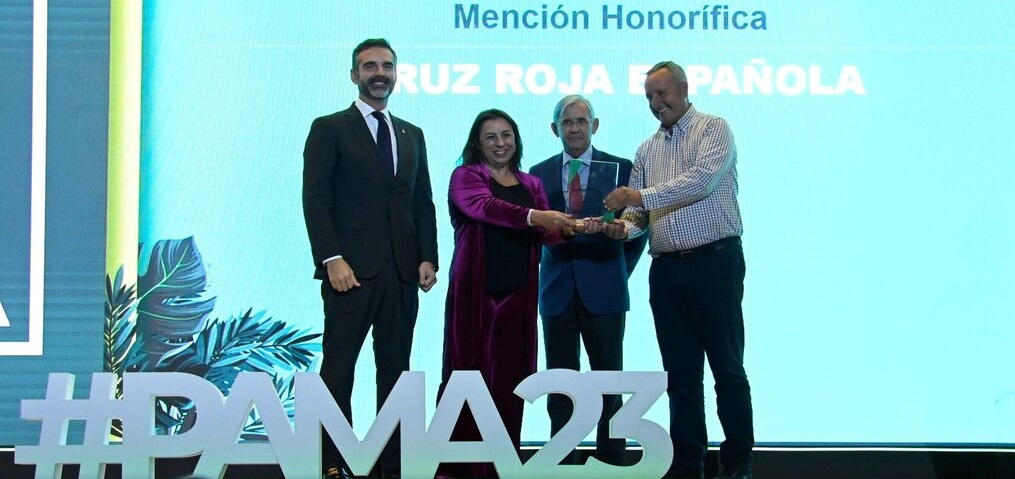 Momento de la entrega del premio