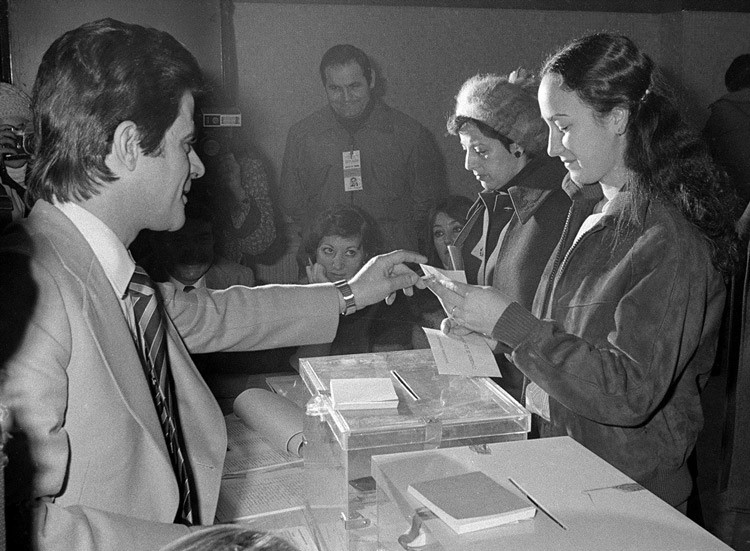 Primeras Elecciones Generales