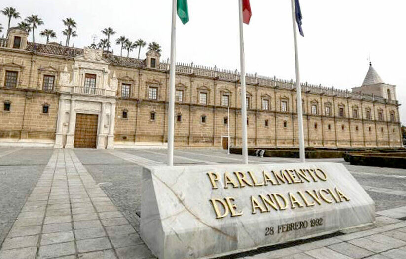 Sede del Parlamento de Andalucía en el antiguo Hospital de las Cinco Llagas. (Foto: EFE)