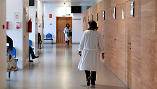 
			      Imagen de un centro de salud de Andalucía			    
			  