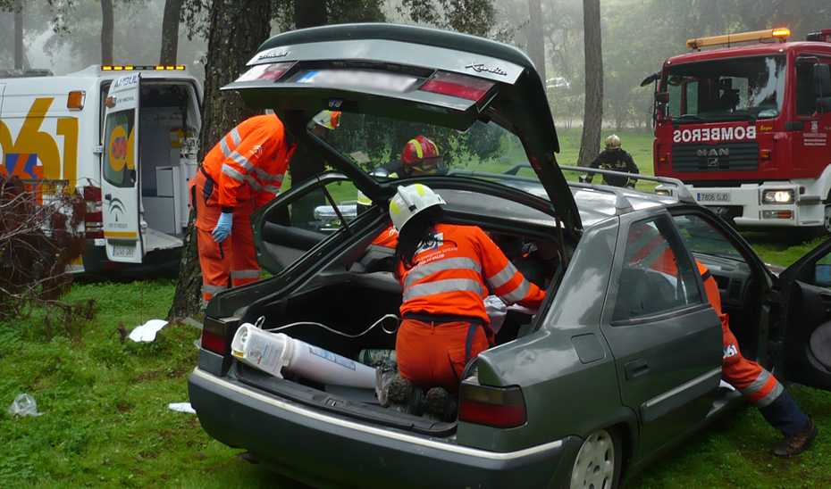 La mayoría de solicitudes de asistencia (24) han sido por accidentes de tráfico con colisión de vehículos.