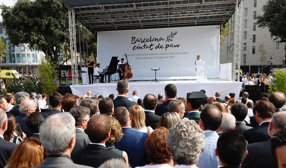 Imagen del acto conmemorativo del primer aniversario de los atentados de Barcelona y Cambrils.