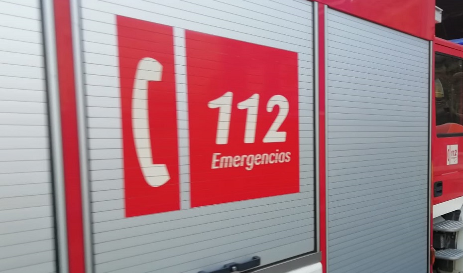 Logotipo del 112 en un vehículo de bomberos.