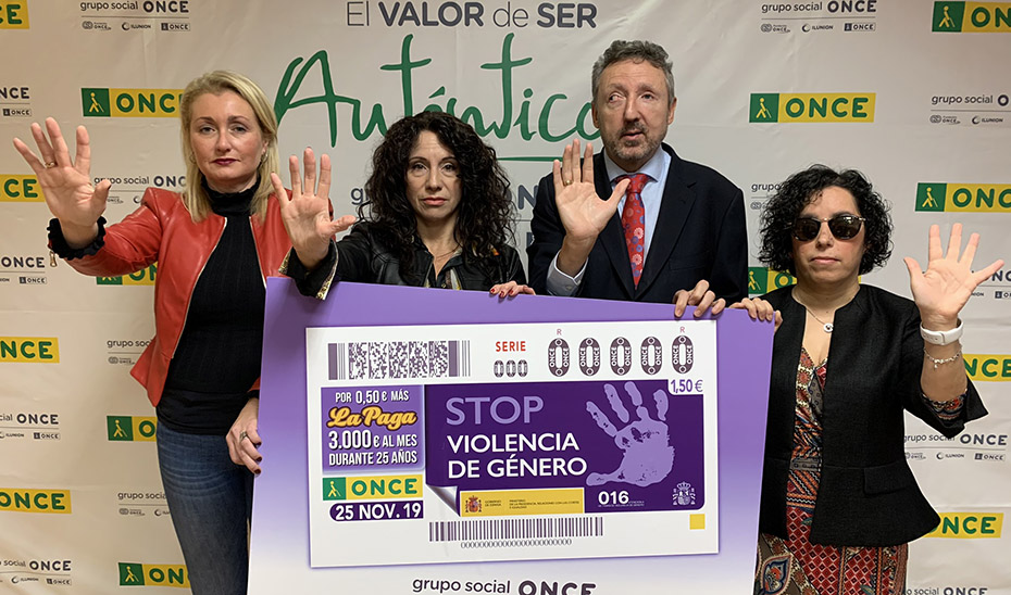 Presentación del cupón de la ONCE del 25 de noviembre, Día Internacional de la Eliminación de la Violencia contra la Mujer.