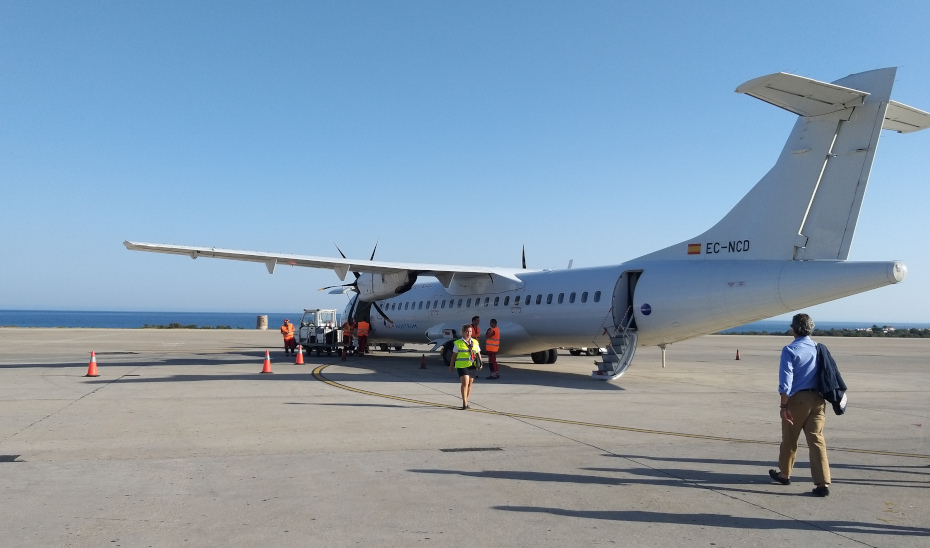 La ruta aérea Almería-Sevilla fue declarada de servicio público en enero de 2010.