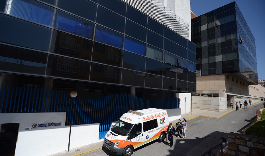 Hospital de Motril hasta donde fue evacuada la mujer herida.