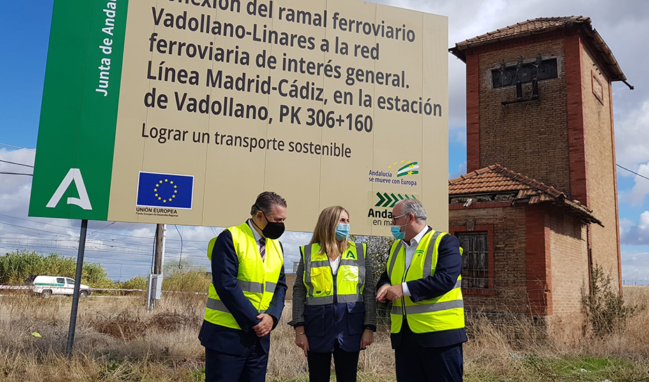 Carazo asistió al inicio de las obras de conexión del ramal ferroviario Vadollano-Linares con la línea Madrid-Cádiz.