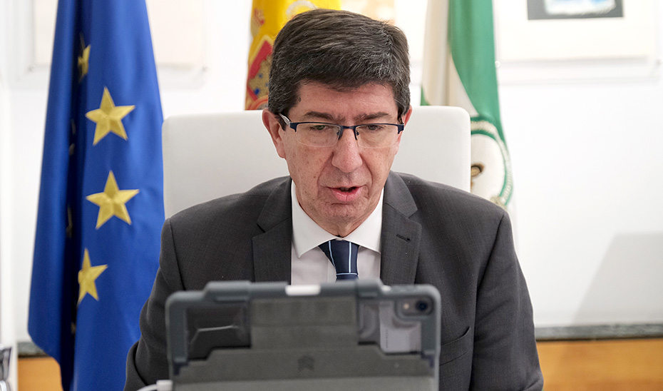 El vicepresidente de la Junta, Juan Marín, comparece por videoconferencia ante la Diputación Permanente del Parlamento de Andalucía.
