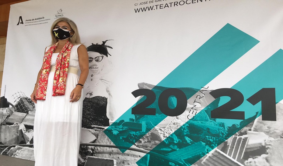La consejera de Cultura, Patricia del Pozo, durante la presentación de la programación de los teatros de la Consejería.